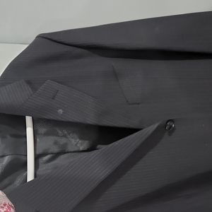 Men's suit